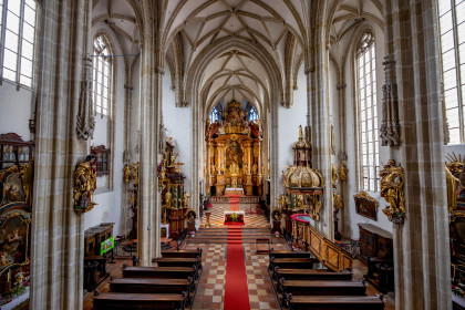 Piaristenkirche - Altar
