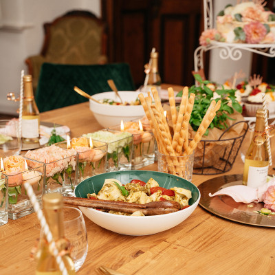 Bacheloretteparty mit gemeinsamen Kochen feiern im Kochstudio SchlossStudio in Ebenthal