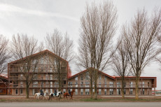 Vliervelden. A Gatehouse with 21 apartments in a Farmyard, Architektur: KettingHuls